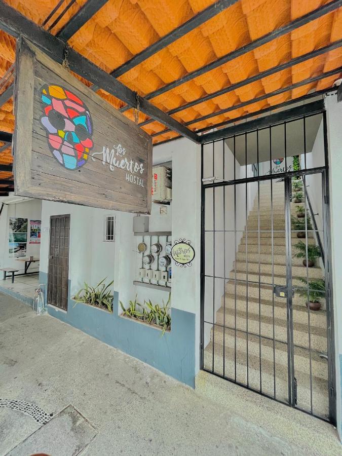 Hostel Los Muertos Hostal Puerto Vallarta Exterior foto